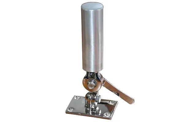 Antennenhalter-mit-Kippfunktion_e8c33881